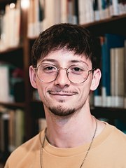 tobias-martinez-180x240