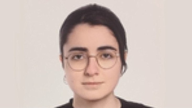 Portrait of Deniz Bozkurt.