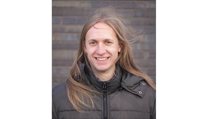 Portrait of Sven Bollweg.