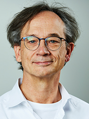 teschner-uhec-1185-180x240